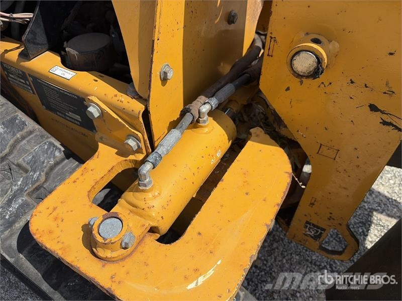 Vermeer SC30TX Tracked Stump Grinder Power harrows and rototillers
