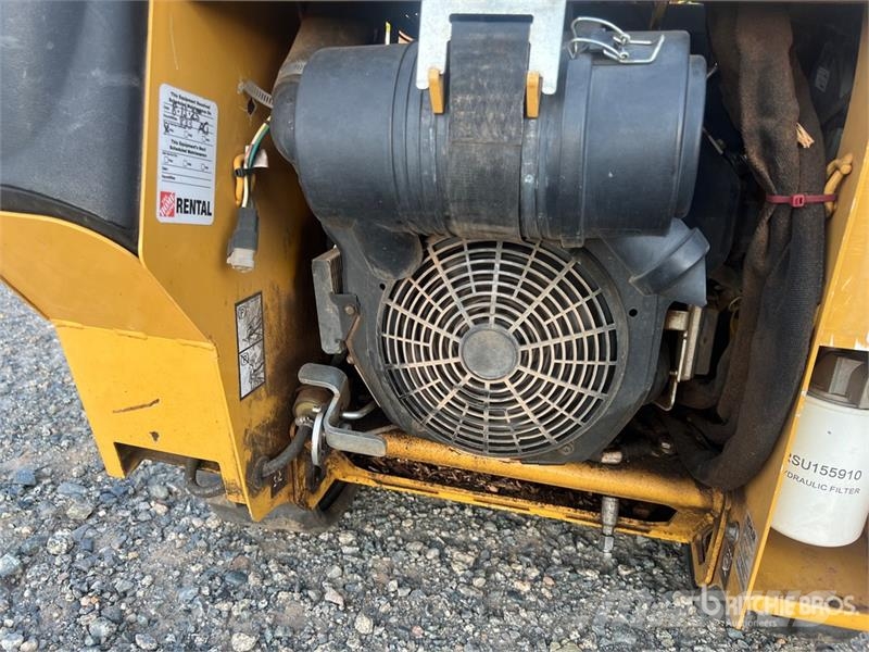 Vermeer SC30TX Tracked Stump Grinder Поглинальні борони / грунтові фрези