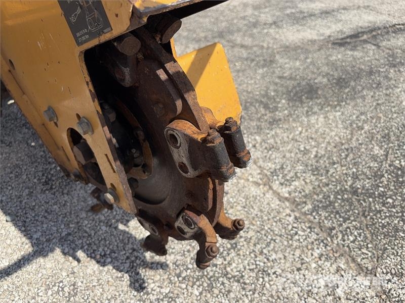 Vermeer SC30TX Tracked Stump Grinder Power harrows and rototillers