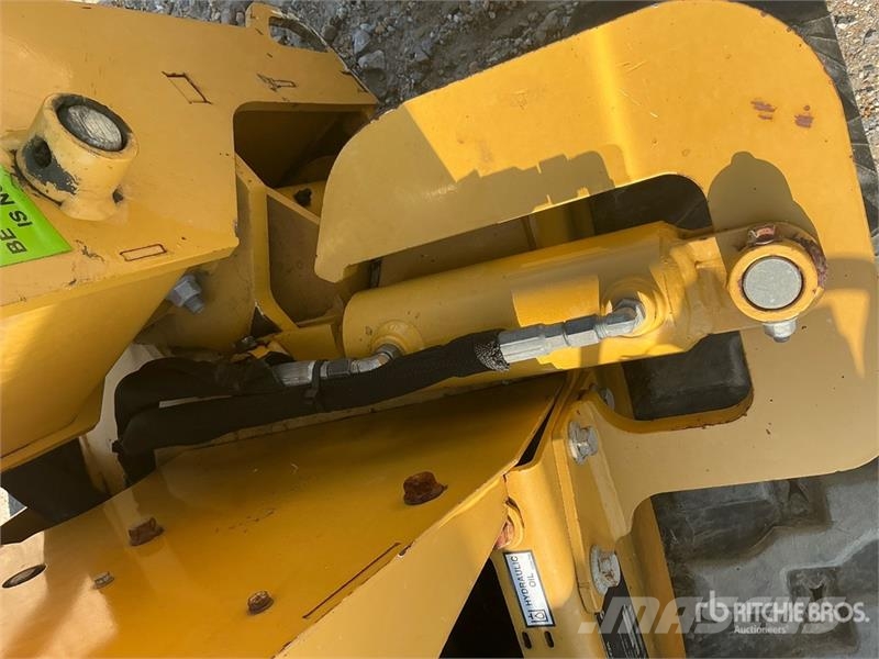 Vermeer SC30TX Walk Behind Stump Grinder w/ Vermeer TLR33 動力耙和旋轉式耕耘機