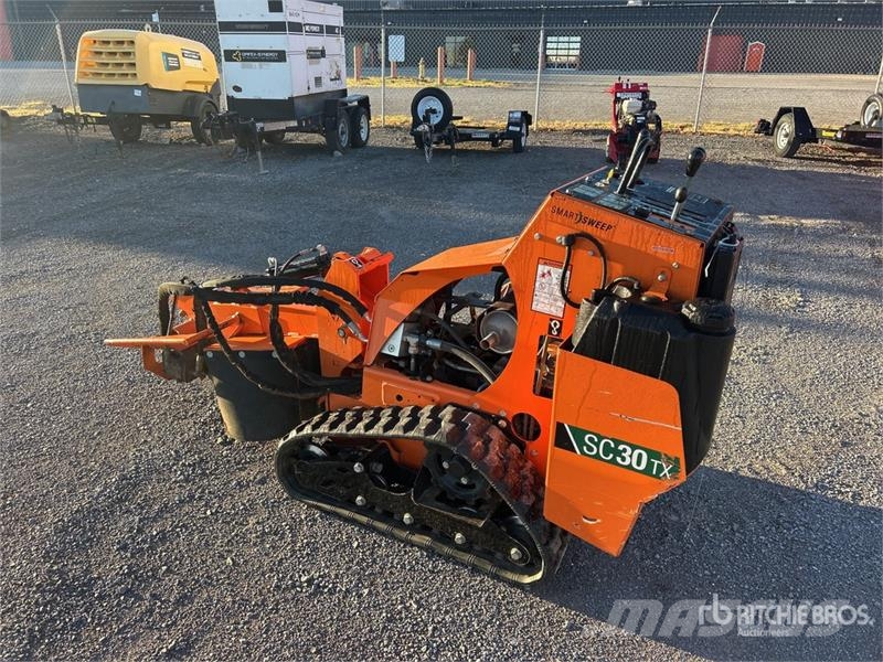 Vermeer SC30TX Walk Behind Stump Grinder パワーハローとロータリーハロー