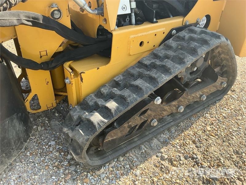 Vermeer SC30TX Walk Behind Stump Grinder w/ Vermeer TLR33 動力耙和旋轉式耕耘機