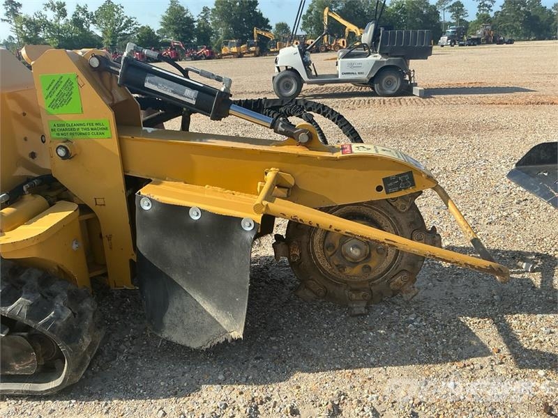 Vermeer SC30TX Walk Behind Stump Grinder w/ Vermeer TLR33 動力耙和旋轉式耕耘機