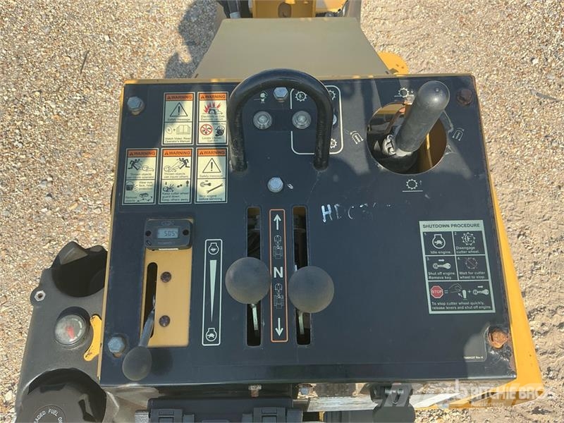 Vermeer SC30TX Walk Behind Stump Grinder w/ Vermeer TLR33 動力耙和旋轉式耕耘機
