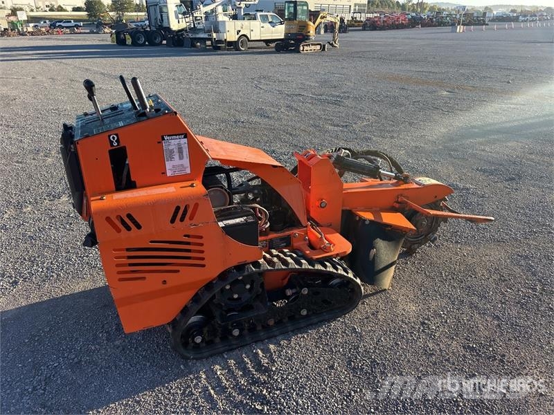 Vermeer SC30TX Walk Behind Stump Grinder パワーハローとロータリーハロー