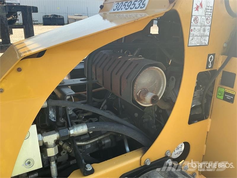 Vermeer SC30TX Walk Behind Stump Grinder w/ Vermeer TLR33 動力耙和旋轉式耕耘機