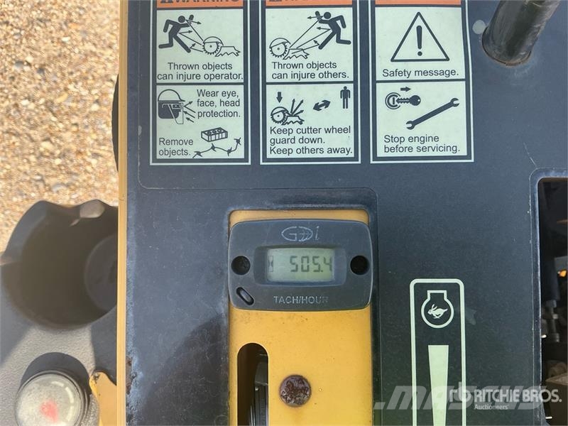 Vermeer SC30TX Walk Behind Stump Grinder w/ Vermeer TLR33 動力耙和旋轉式耕耘機