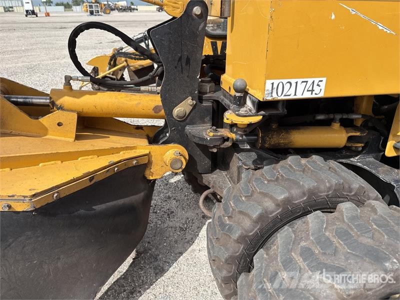 Vermeer SC852 4x4 Stump Grinder Stump Grinder Rotacijske brane in multikultivatorji