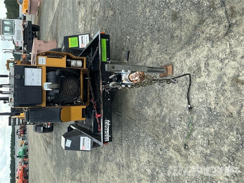 Vermeer TLR33 Equipment Trailer Прицепы-Автовозы