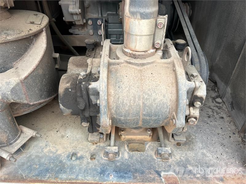 Vermeer V500 LE 500 gal T/A Portable Vacuum Excavation Uni 掘削装置アクセサリー・アタッチメント及びスペアパーツ