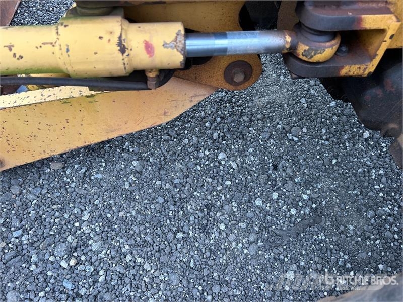 Vermeer V8100 4x4 Trencher 掘溝機