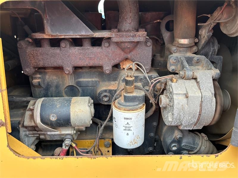 Vermeer V8100 4x4 Trencher 掘溝機