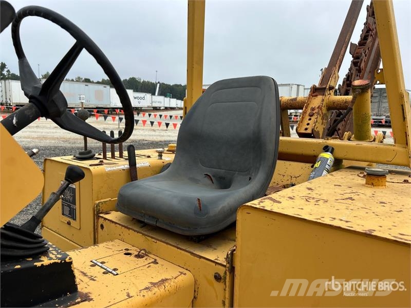 Vermeer V8100 4x4 Trencher 掘溝機