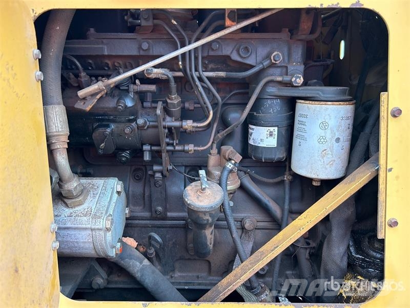 Vermeer V8100 4x4 Trencher 掘溝機