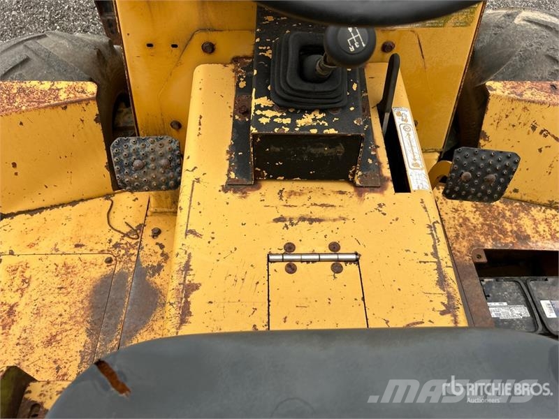 Vermeer V8100 4x4 Trencher 掘溝機