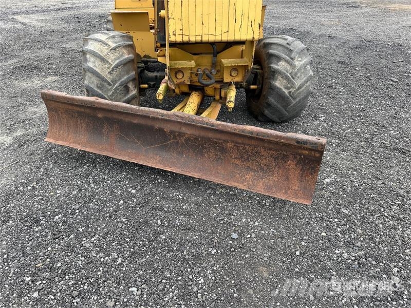 Vermeer V8100 4x4 Trencher 掘溝機