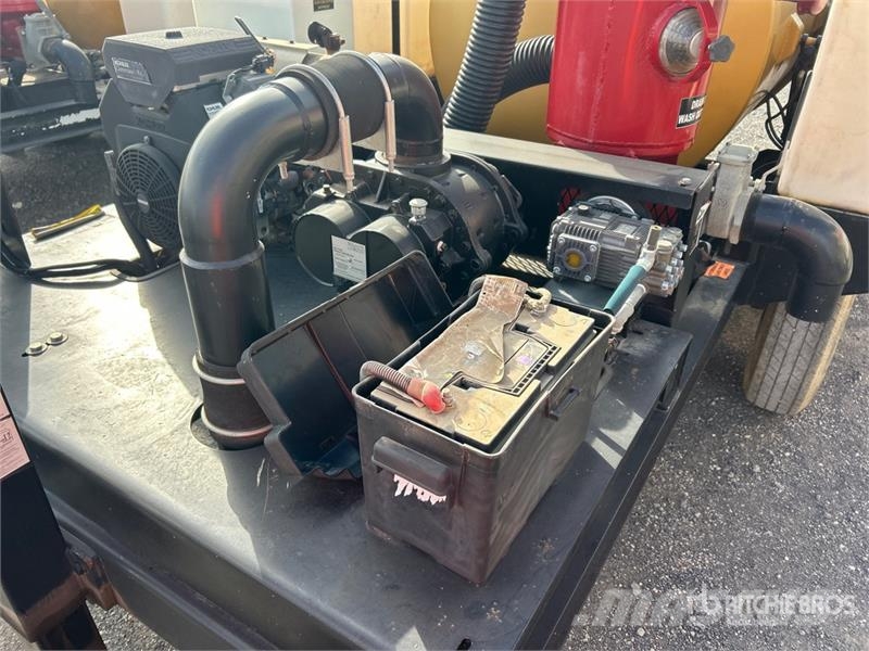 Vermeer Vac-Tron CV573GT T/A Vacuum Excavation Unit Oprema i rezervni dijelovi za bušenje