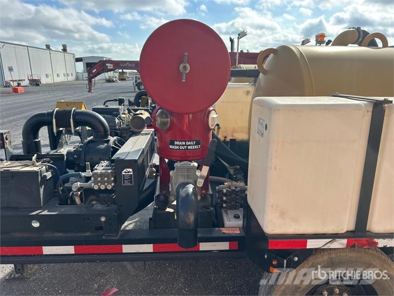 Vermeer Vac-Tron CV573GT T/A Vacuum Excavation Unit Oprema i rezervni dijelovi za bušenje