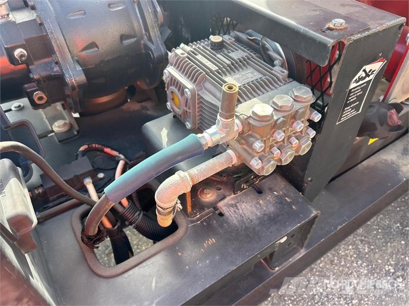 Vermeer Vac-Tron CV573GT T/A Vacuum Excavation Unit Oprema i rezervni dijelovi za bušenje