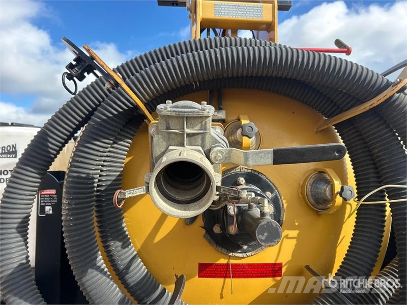 Vermeer Vac-Tron CV573GT T/A Vacuum Excavation Unit Oprema i rezervni dijelovi za bušenje