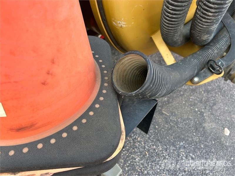 Vermeer Vac-Tron CV573GT T/A Vacuum Excavation Unit Sondaj ekipmanı aksesuarları ve yedek parçaları