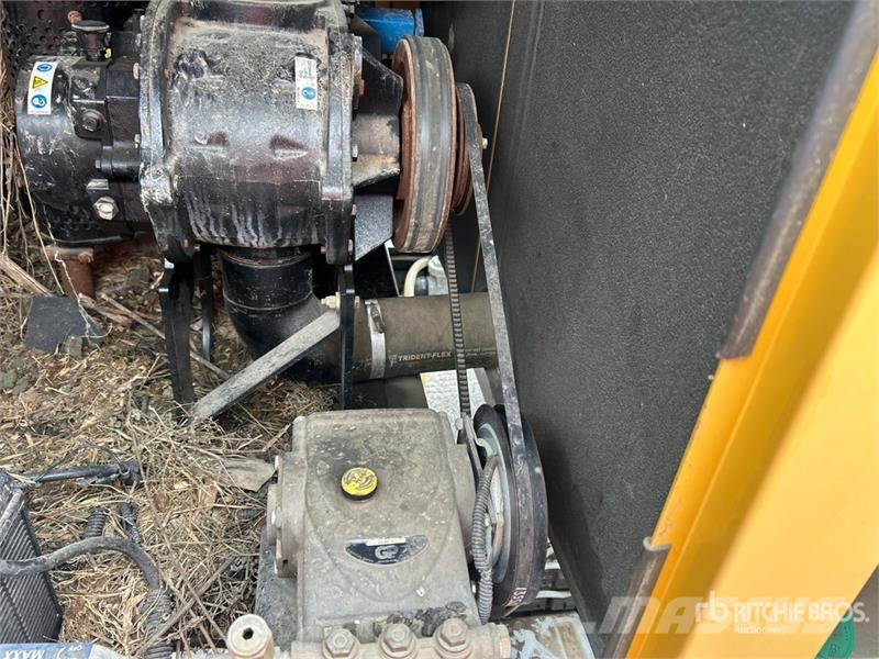 Vermeer Vac-Tron LP573XDT T/A Vacuum Excavation Unit Oprema i rezervni dijelovi za bušenje