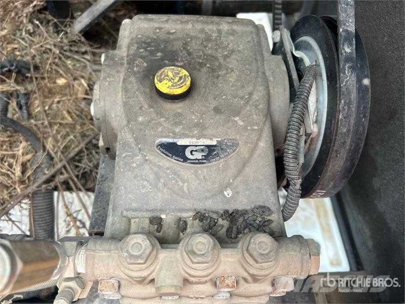 Vermeer Vac-Tron LP573XDT T/A Vacuum Excavation Unit Oprema i rezervni dijelovi za bušenje