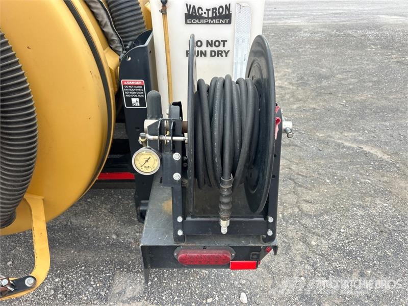 Vermeer Vac-Tron LP573XDT T/A Vacuum Excavation Unit Oprema i rezervni dijelovi za bušenje