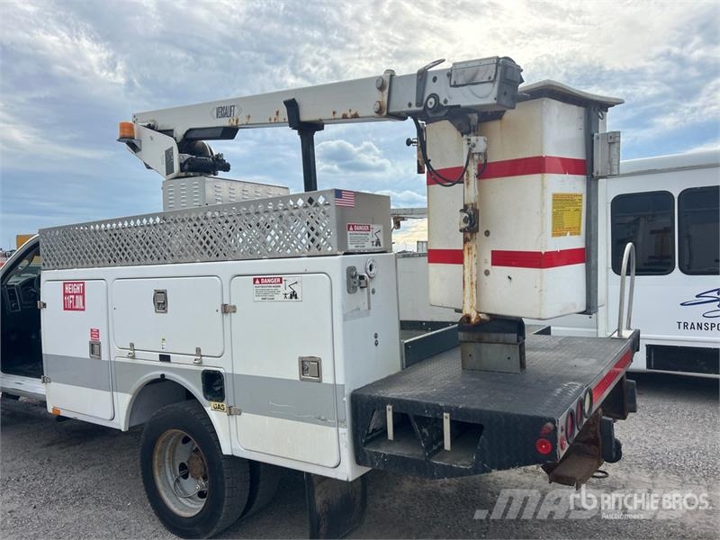 VERSALIFT 29 ft on Ram 4500 4x2 Bucket Truck Lastbilmonterede lifte