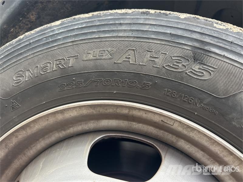 VERSALIFT 4500 Auto hoogwerkers