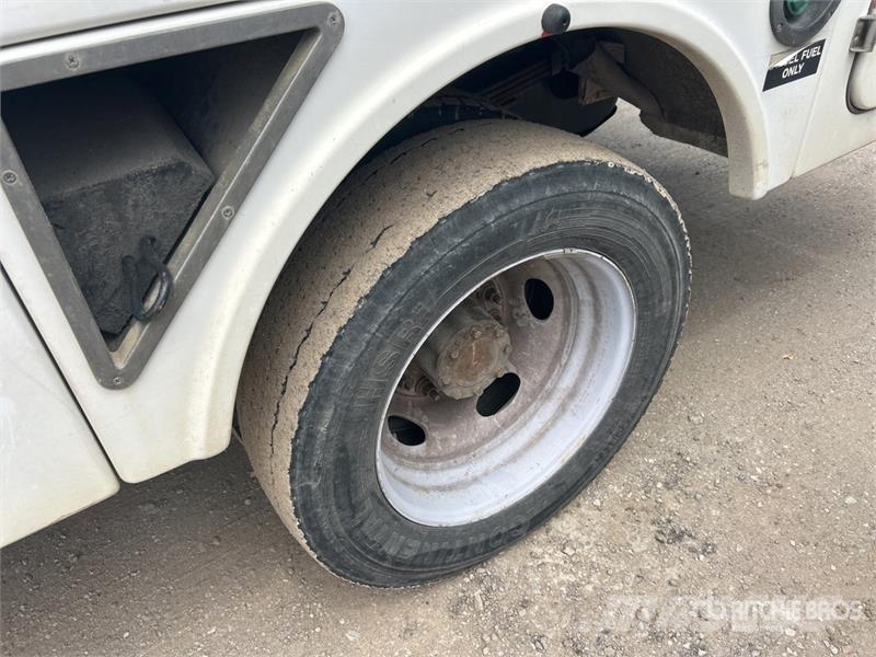 VERSALIFT 4500 Auto hoogwerkers
