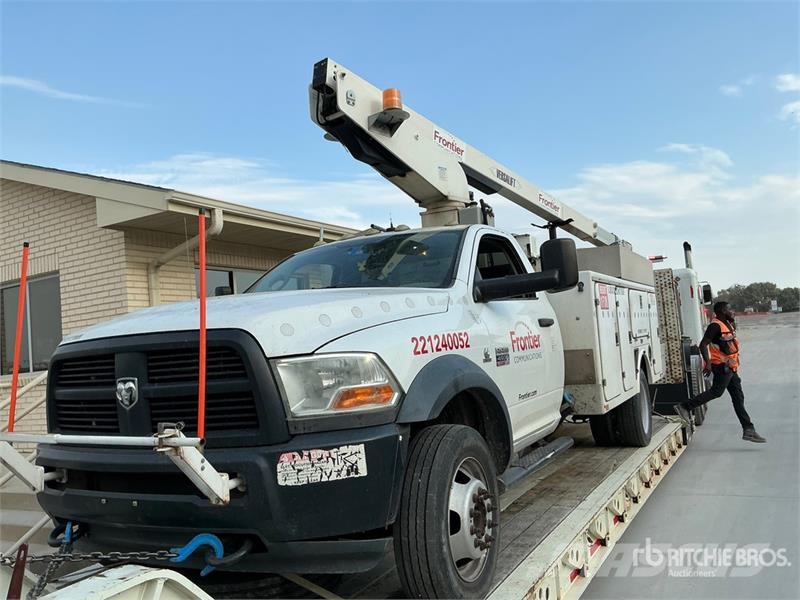 VERSALIFT on Ram 4500 4x2 Bucket Truck Truck mounted aerial platforms