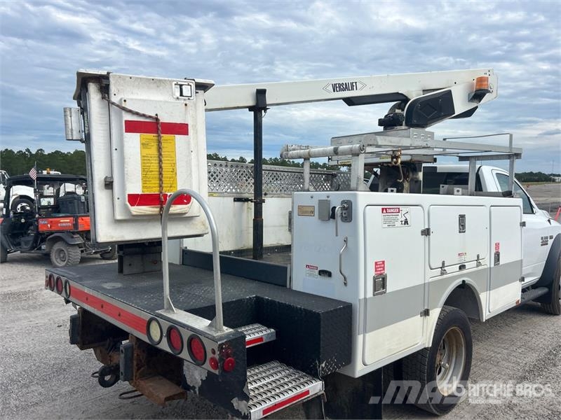 VERSALIFT TEL29N-03 29 ft on Ram 4500 4x2 Bucket Truck المنصات الهوائية المثبتة على شاحنة