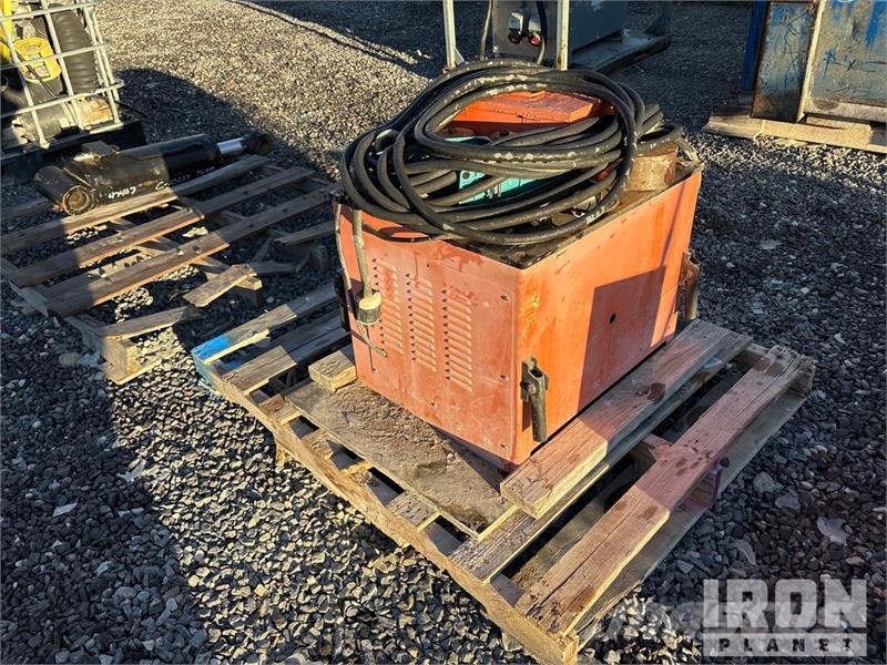  Vevor RB-32 Electric Rebar Bending Machine 其他