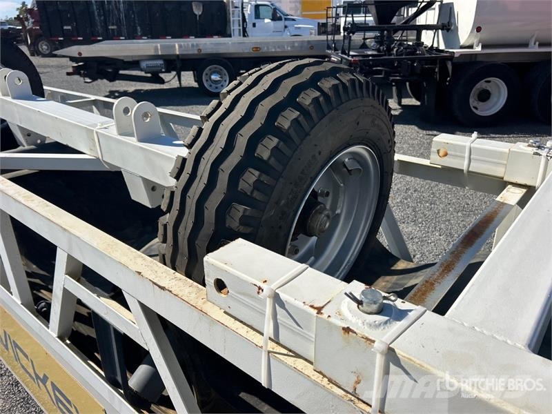 Vickwest PRS3660 36 in x 60 ft Portable Stacking Conveyor ( 건설 장비 - 기타