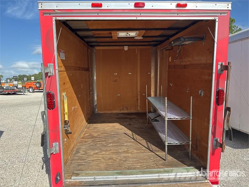  Vico 610SA 9 ft S/A Gooseneck Enclosed Trailer Furgons