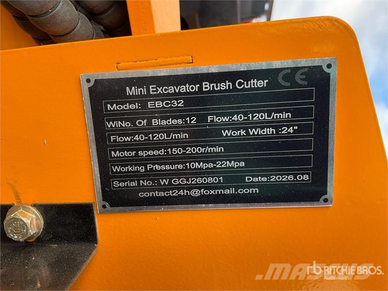 Vicsec VC-EBC32 24 in Mini Excavator Brush Cutter (Unused Outros componentes