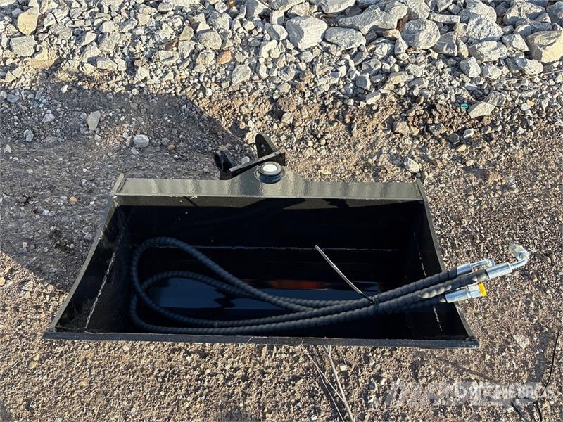 Vicsec VCT600 24 in Tilting Excavator Bucket (Unused) Benne