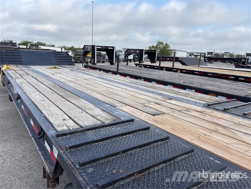 Viking VFD46R16F35T 45 ft T/A Step Deck Trailer Низькорамні причепи