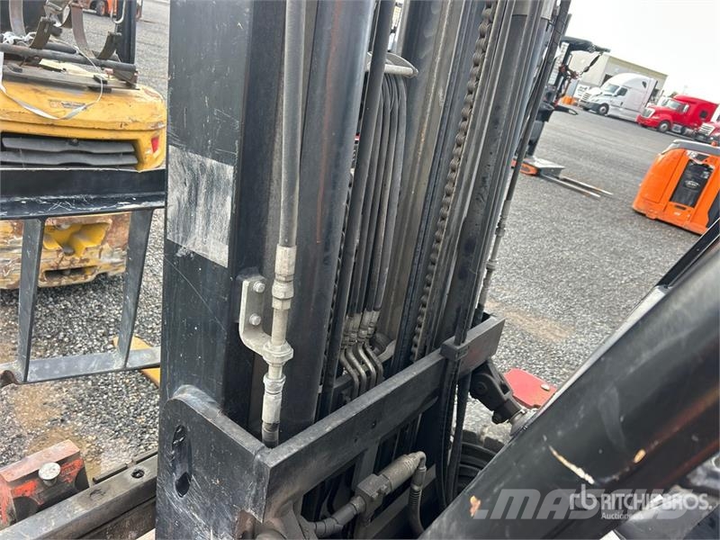 Viper FY30 5000 lb Pneumatic Tire Forklift Другие складские механизмы