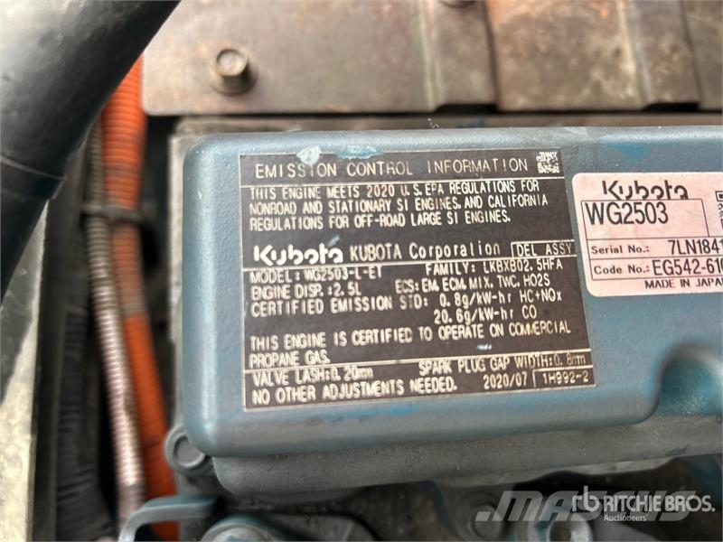 Viper FY30 5000 lb Pneumatic Tire Forklift Другие складские механизмы