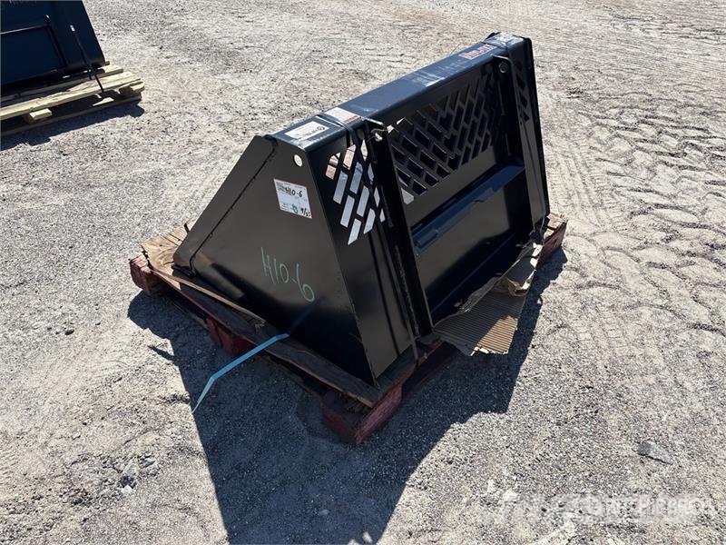 Virnig 42 in Skid steer Mulch Bucket مكونات أخرى