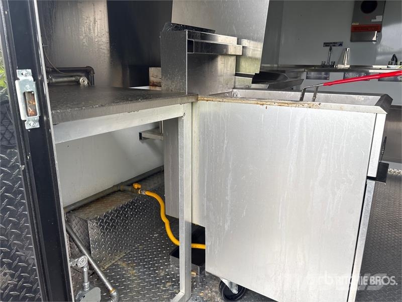 Vision Cargo 12 ft T/A Food Concession Trailer Inne przyczepy