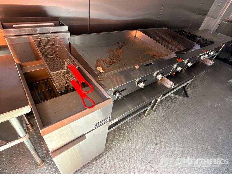 Vision Cargo 20 ft T/A Food Concession Trailer 기타 트레일러