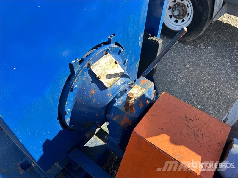 Vogelsang V186-10 Rotary Lube Skid-Mounted Water Pump Гідронасоси