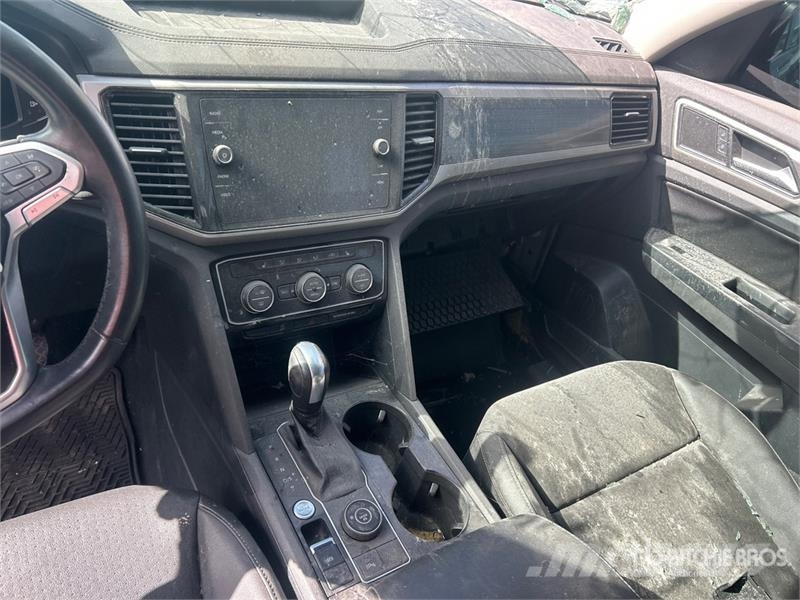 Volkswagen Atlas 2WD SUV (Inoperable) Automobili