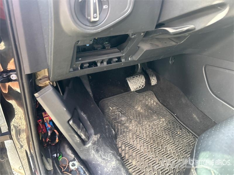 Volkswagen Atlas 2WD SUV (Inoperable) Automobili