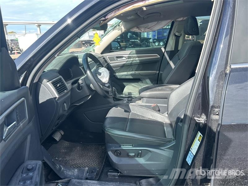 Volkswagen Atlas 2WD SUV (Inoperable) Automobili