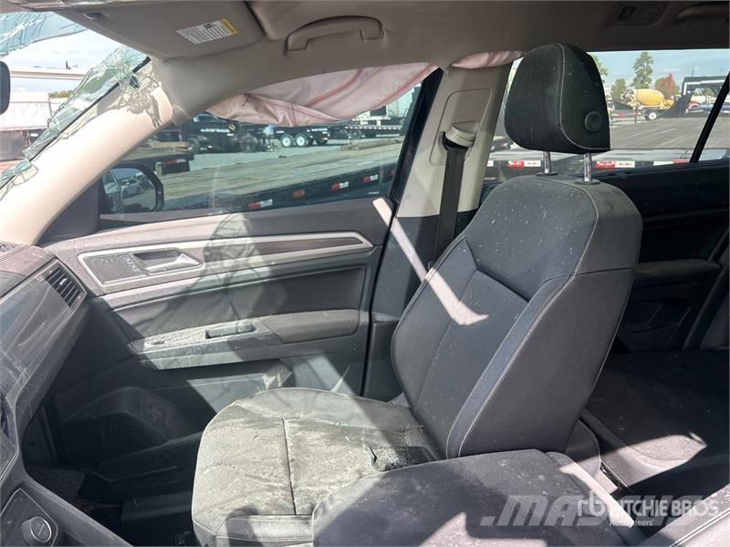 Volkswagen Atlas 2WD SUV (Inoperable) Automobili
