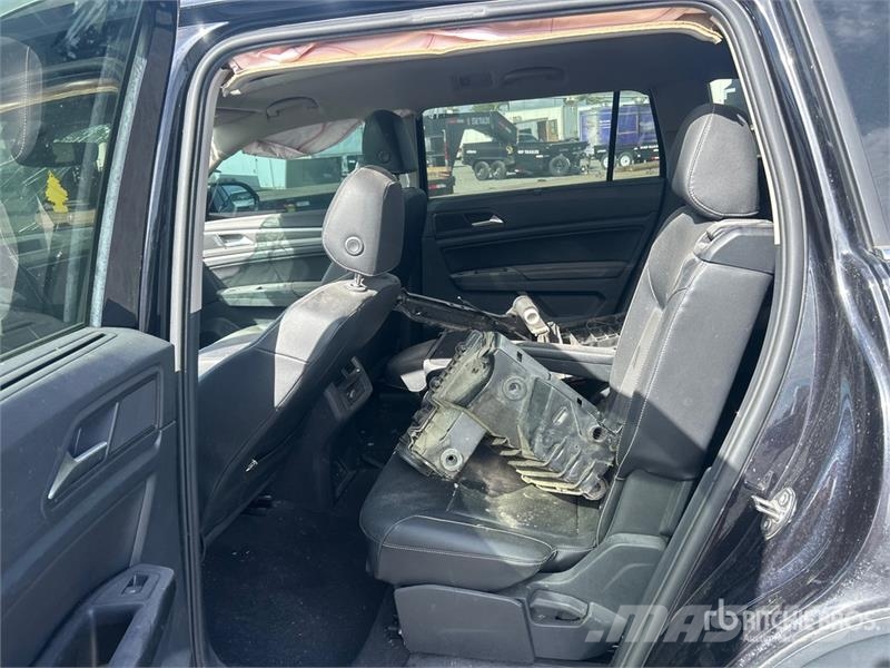 Volkswagen Atlas 2WD SUV (Inoperable) Automobili